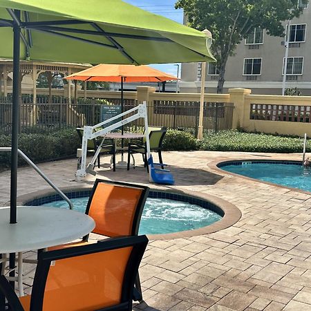 La Quinta Inn And Suites By Wyndham, Ocala Kültér fotó